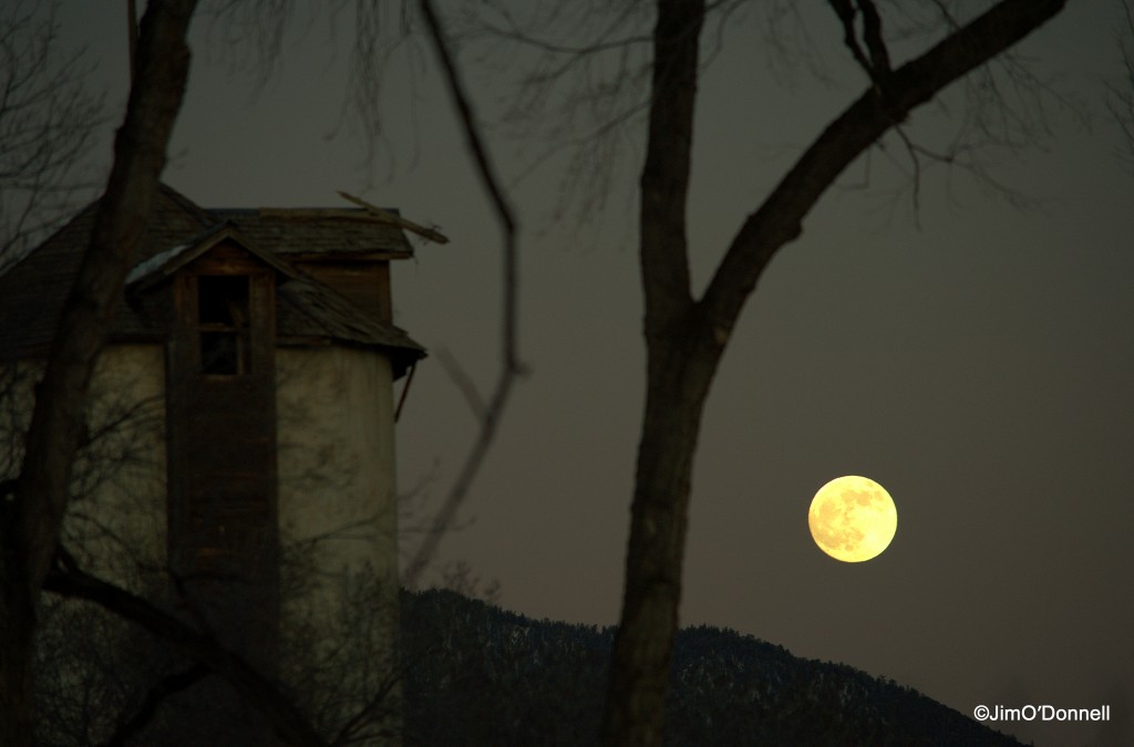 photography 2 taos moonrise